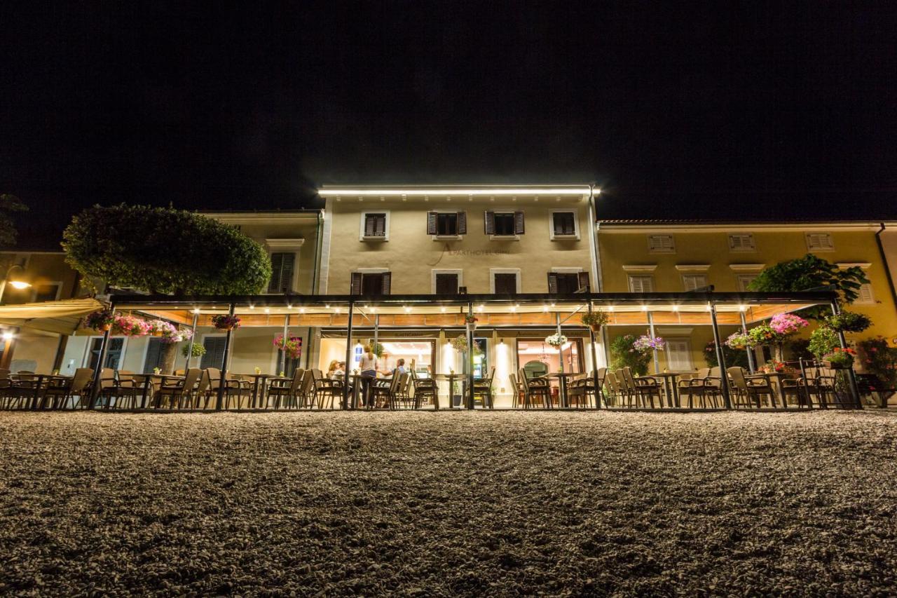 Aparthotel Gimi Mošćenička Draga Buitenkant foto