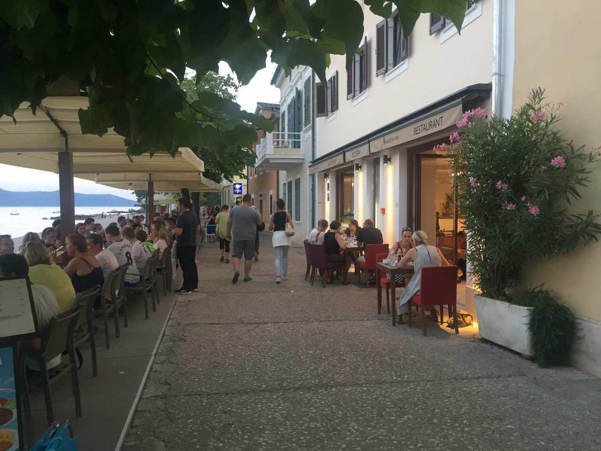 Aparthotel Gimi Mošćenička Draga Buitenkant foto