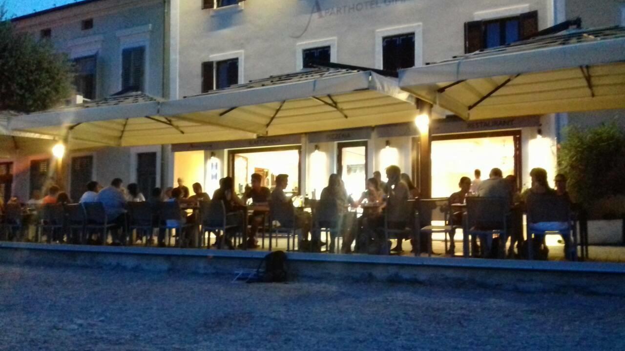 Aparthotel Gimi Mošćenička Draga Buitenkant foto